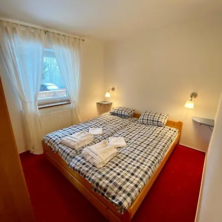Apartment Pod Lesem *